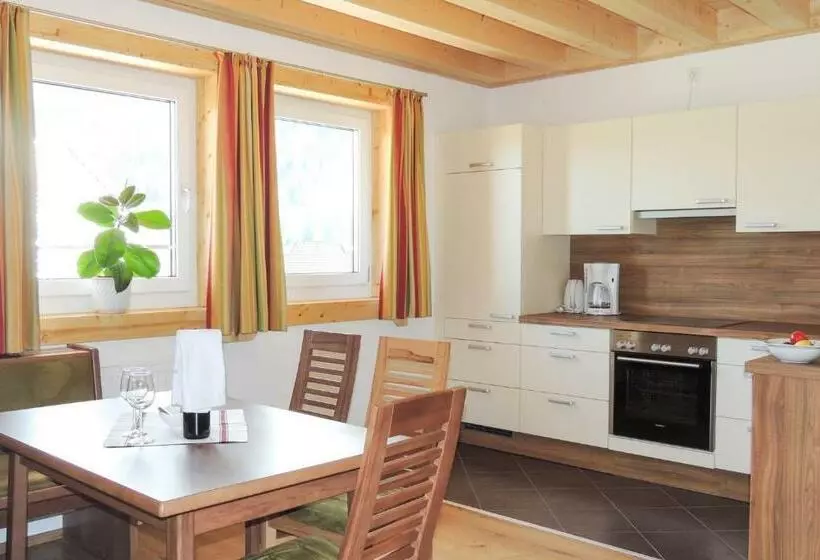 Landhotel   Apartments Bauer