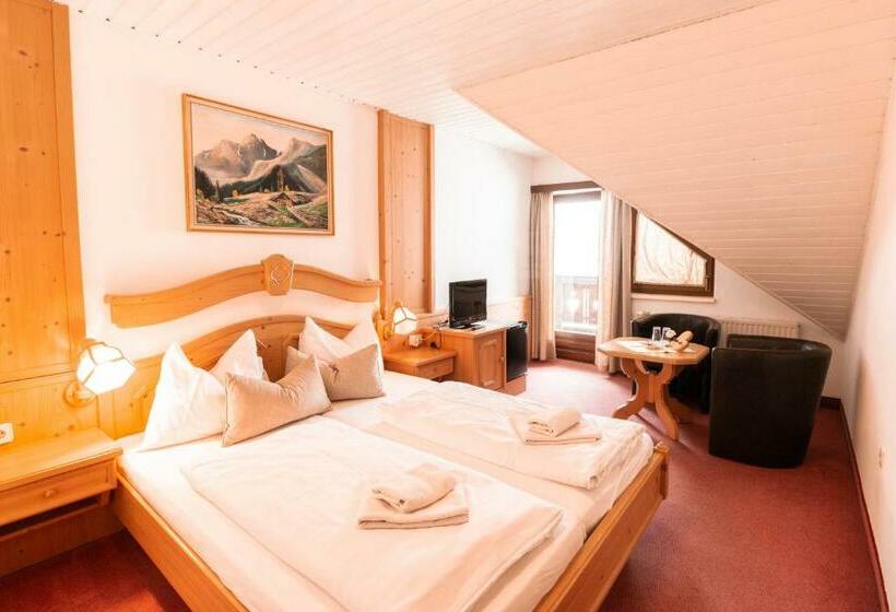 Landhotel Apartments Bauer