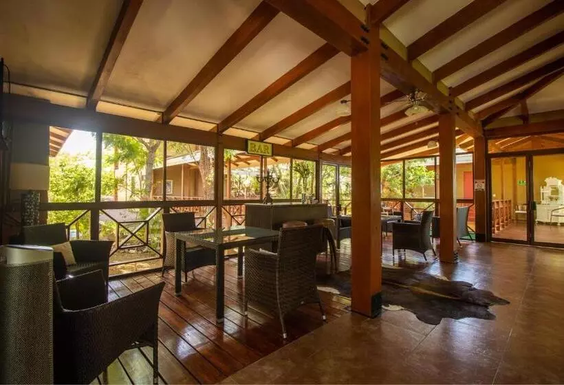 Hotelli Rancho Humo Estancia