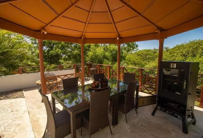 Hotelli Rancho Humo Estancia