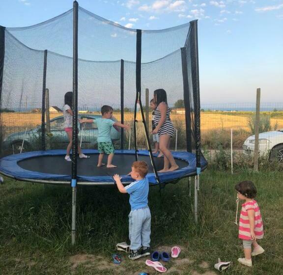 پانسیون Casa De La Corbu