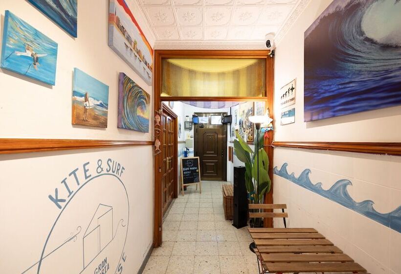 پانسیون Kite & Surf Nomad House