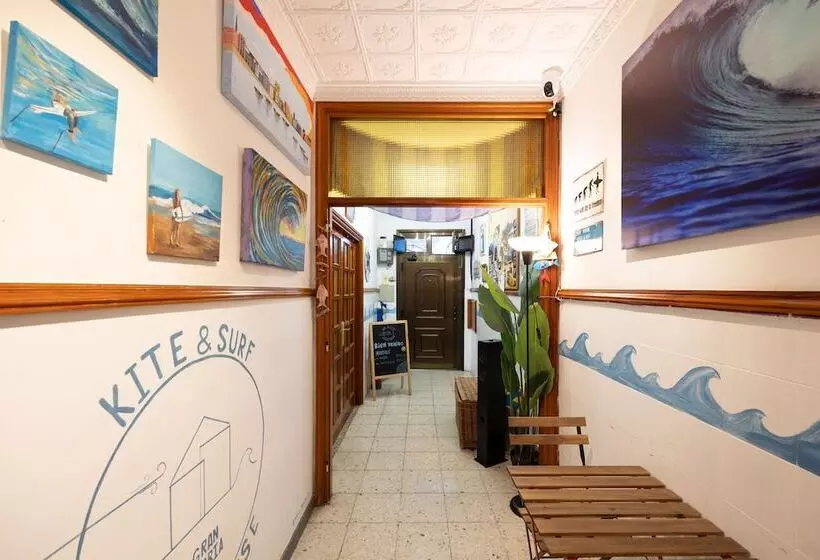 Majatalo Kite & Surf Nomad House