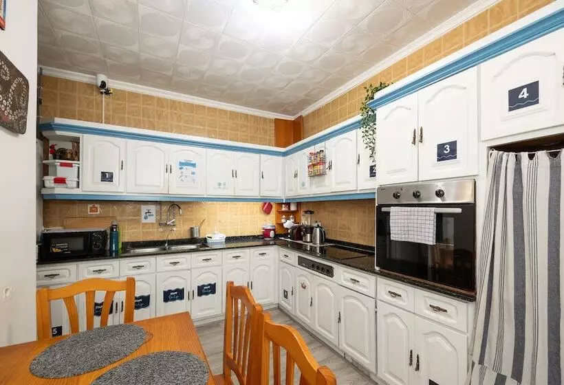 Majatalo Kite & Surf Nomad House