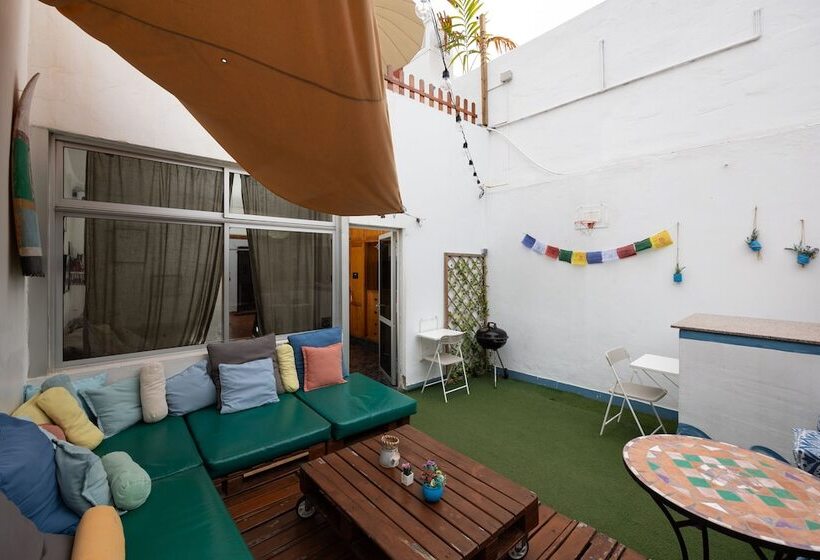 پانسیون Kite & Surf Nomad House