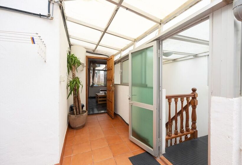 پانسیون Kite & Surf Nomad House