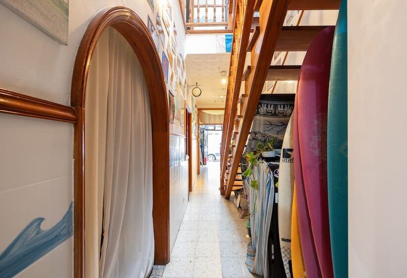 پانسیون Kite & Surf Nomad House