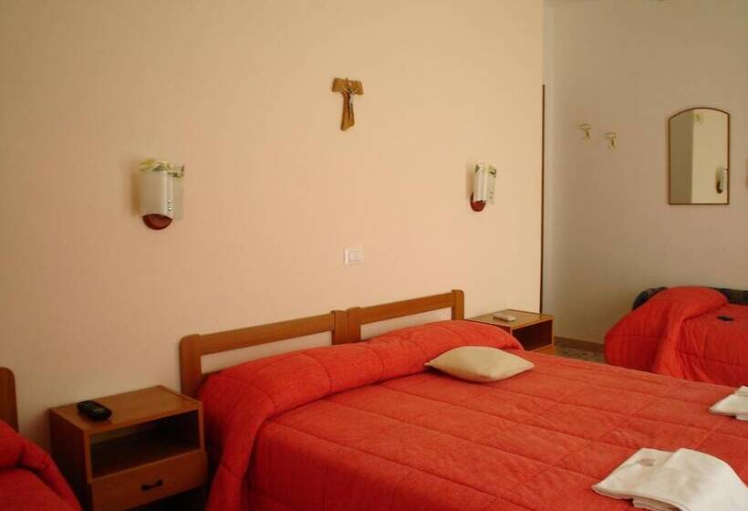 ベッドアンドブレックファースト Santa Lucia