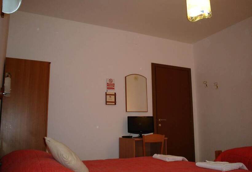 ベッドアンドブレックファースト Santa Lucia