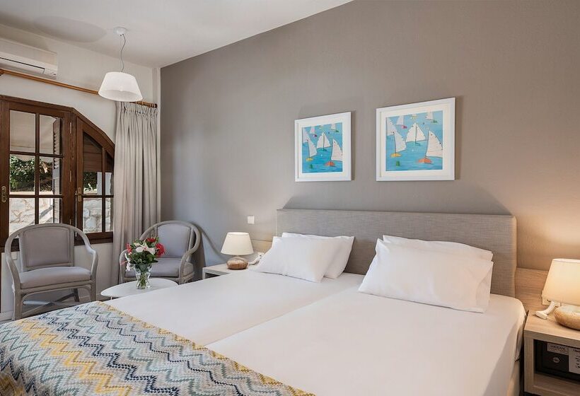 هتل Alianthos Suites