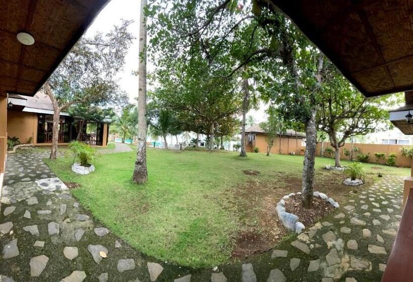 בית מלון כפרי Anda White Beach Resort