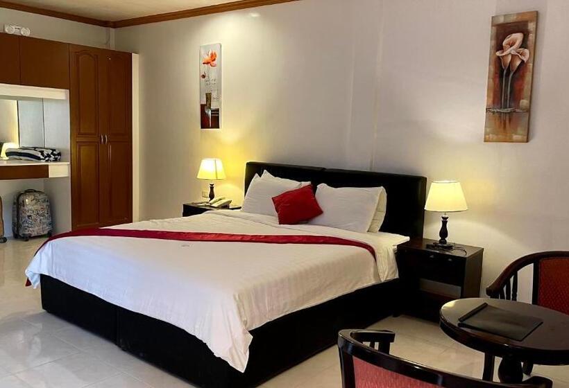 בית מלון כפרי Anda White Beach Resort