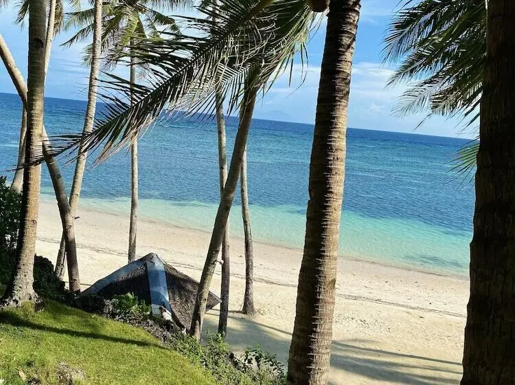 Hotel Anda White Beach Resort