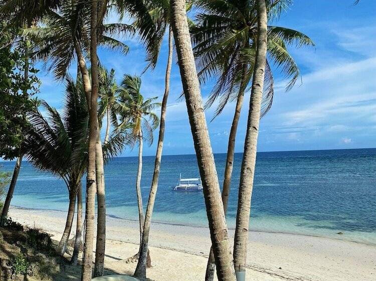 בית מלון כפרי Anda White Beach Resort