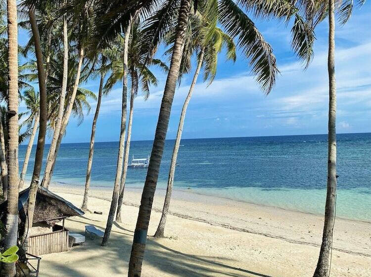 בית מלון כפרי Anda White Beach Resort