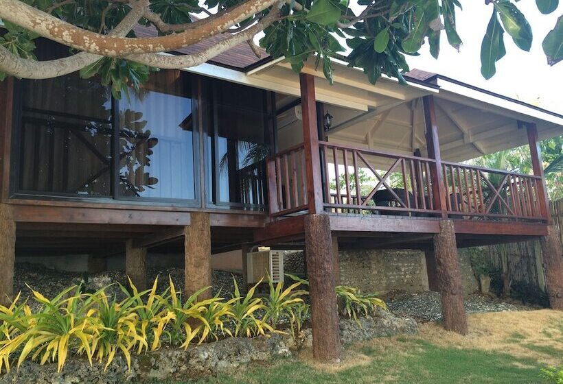 בית מלון כפרי Anda White Beach Resort