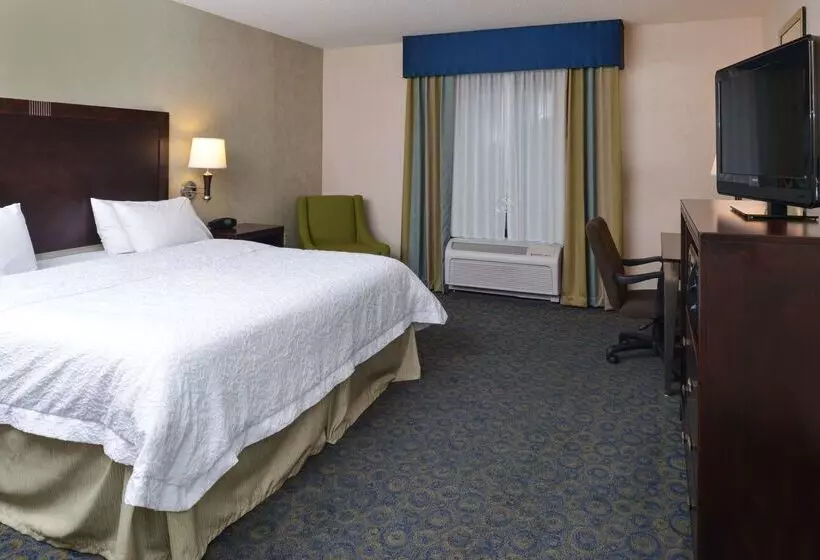 فندق Hampton Inn Milford