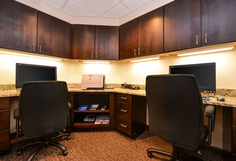 Отель Hampton Inn Milford