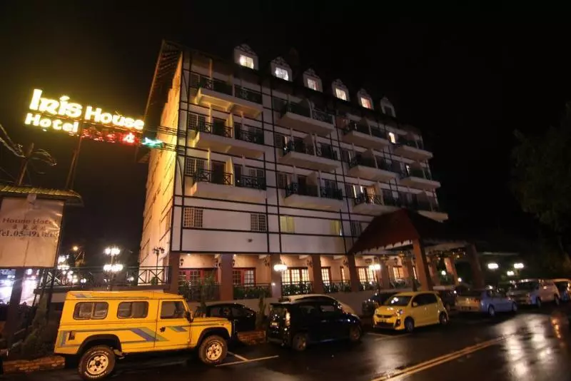 ホテル Iris House