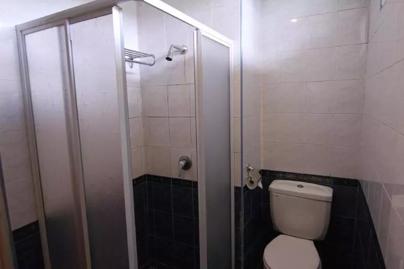 ホテル Iris House