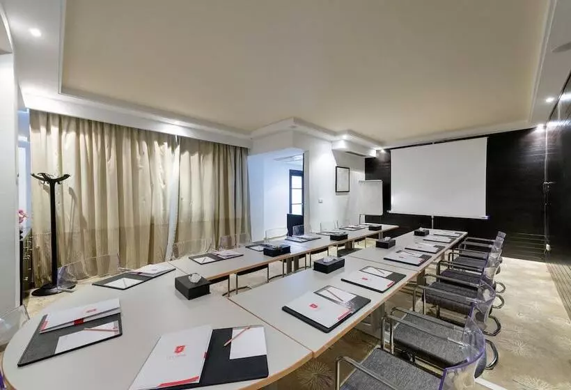 هتل Le Corail Suites