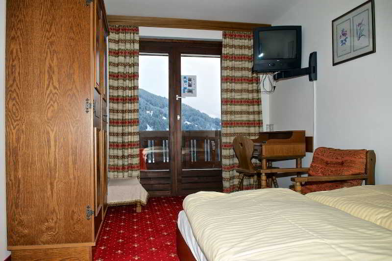 هتل Pension Strauss