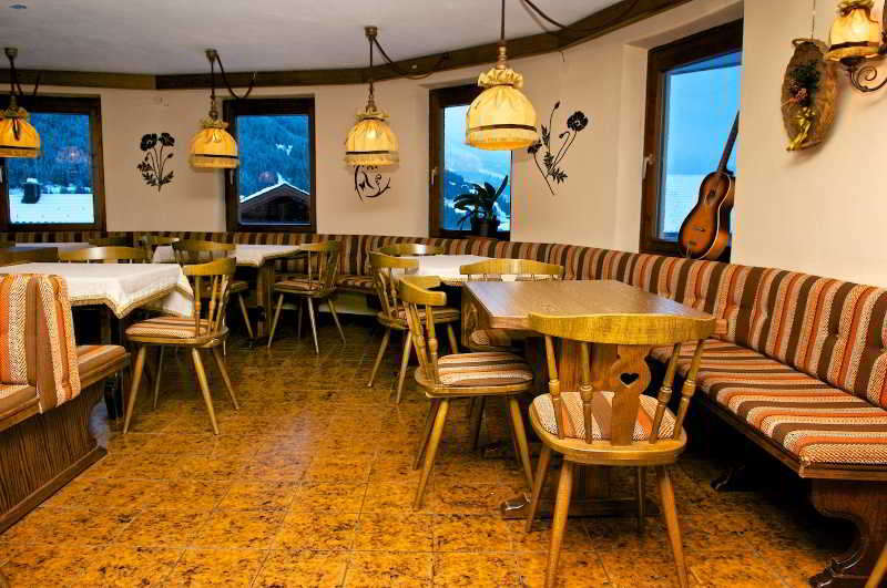 هتل Pension Strauss