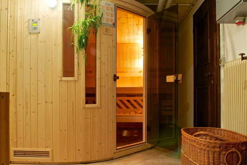 هتل Pension Strauss