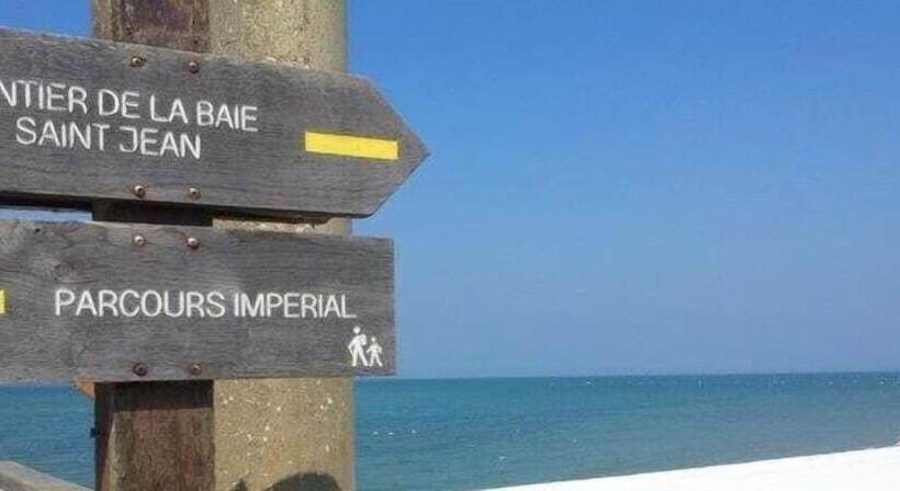 ホテル The Originals City, L Haut  Aile, Coquelles Calais Tunnel S/manche L Hautaile