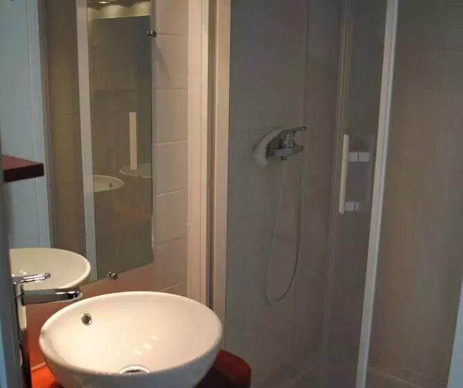 Hotel Vvf Golfe Du Morbihan Sarzeau Arzon