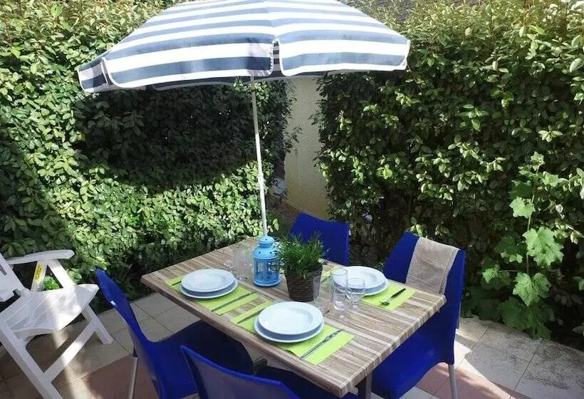 Hotel Vvf Golfe Du Morbihan Sarzeau Arzon