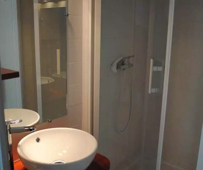 Hotel Vvf Golfe Du Morbihan Sarzeau Arzon