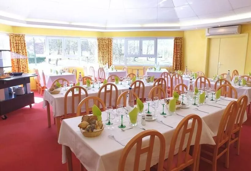 Отель Vvf Plaine D Alsace Obernai Strasbourg