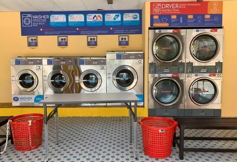 Hotel Yellow Mansion