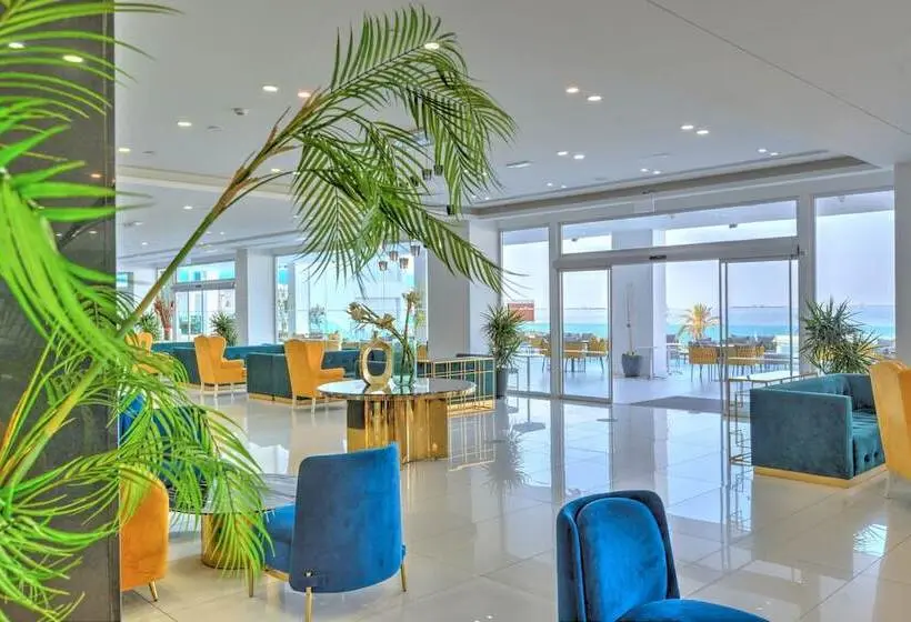 King Evelthon Beach Hotel & Resort