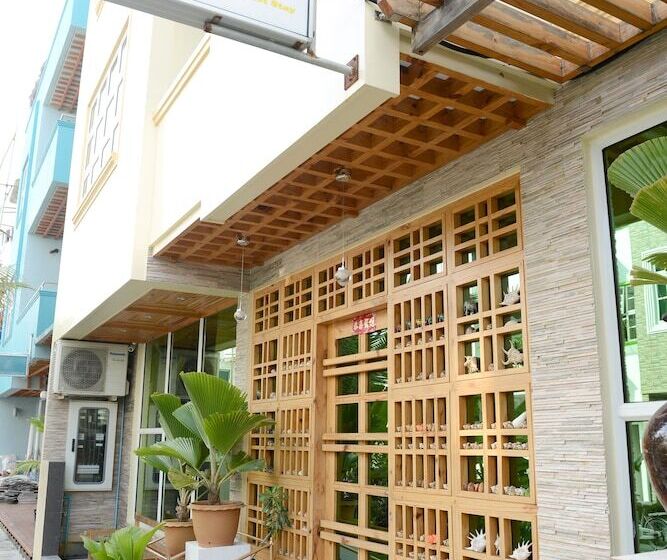 پانسیون Demal Orchid Hotel   Hulhumale