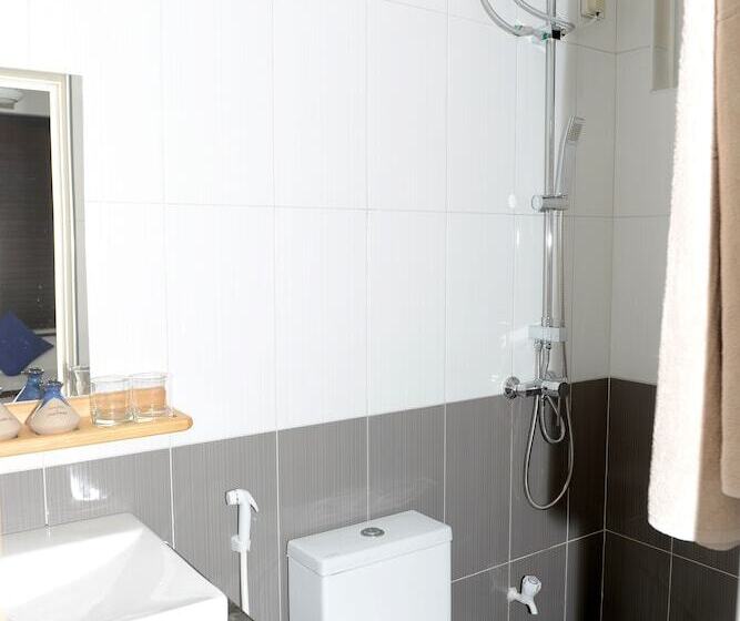 پانسیون Demal Orchid Hotel   Hulhumale