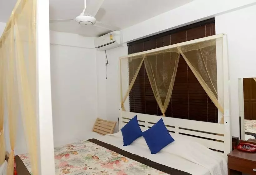 ペンション Demal Orchid Hotel   Hulhumale