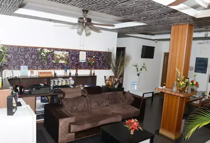 ペンション Demal Orchid Hotel   Hulhumale