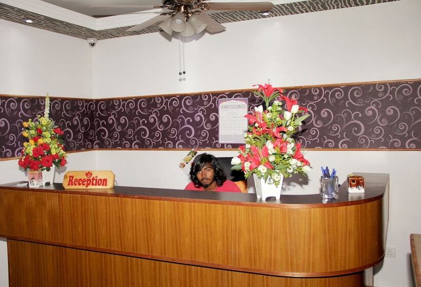 پانسیون Demal Orchid Hotel   Hulhumale