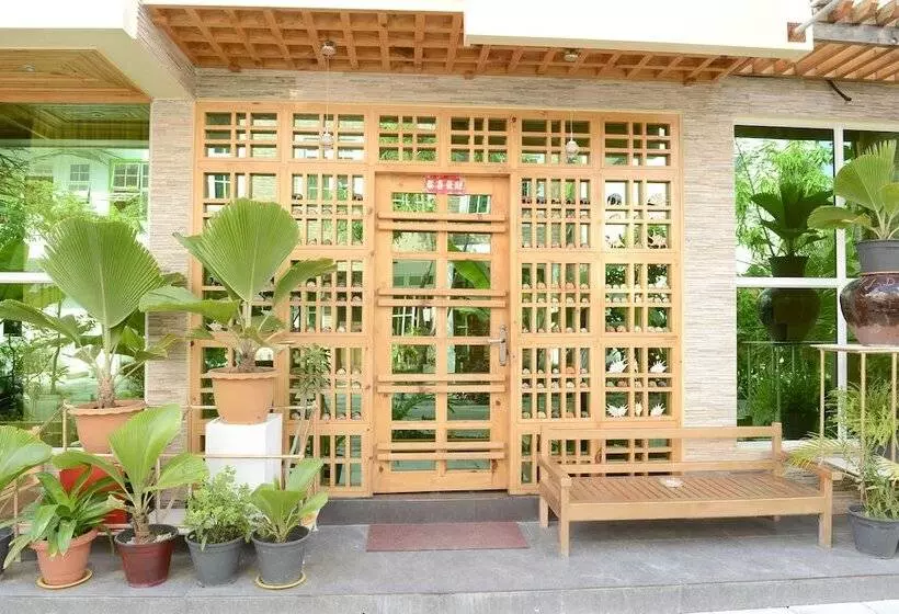 ペンション Demal Orchid Hotel   Hulhumale