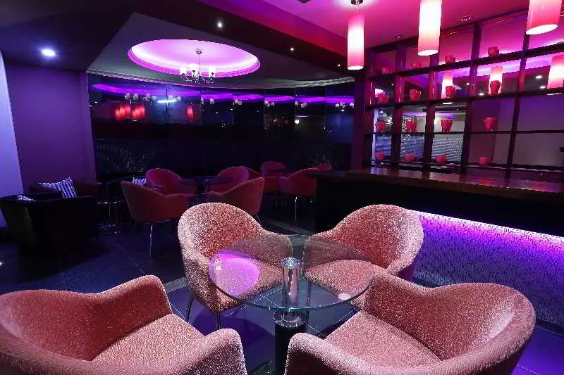 پانسیون Surfview Raalhugandu