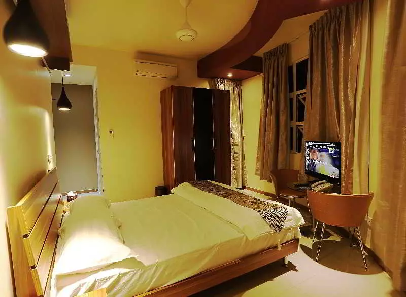 پانسیون Surfview Raalhugandu