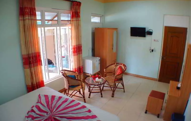 Pensione Thulusdhoo Stay Guest House