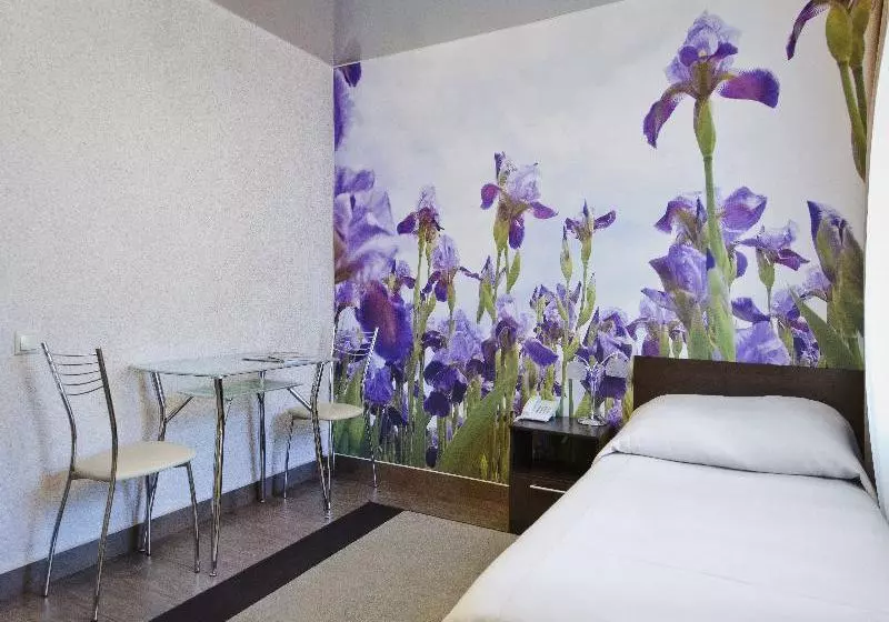 Aparthotel Iris