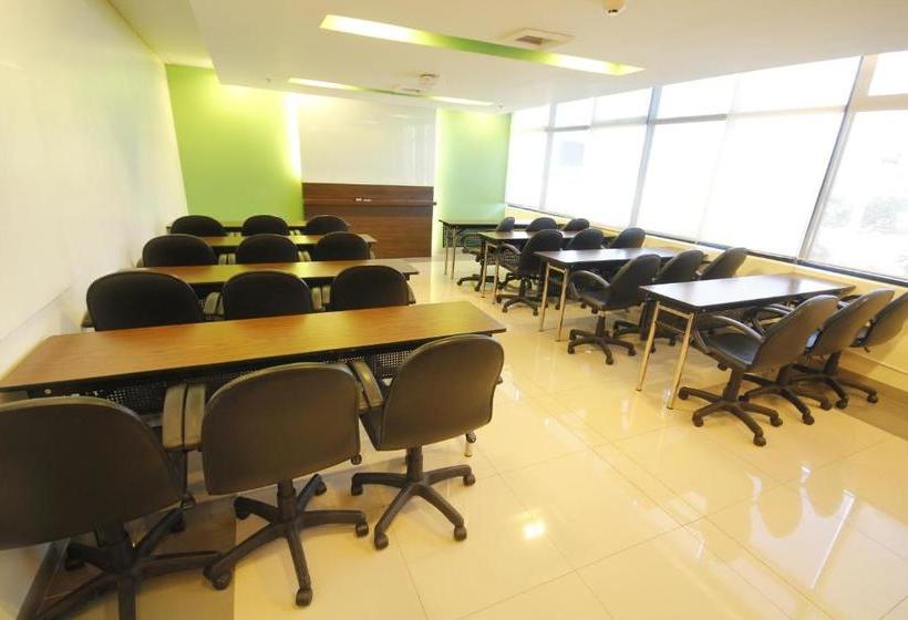 Go Hotels Otis Manila