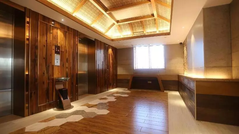 בית מלון כפרי Guangzhou Gondola Taikoo