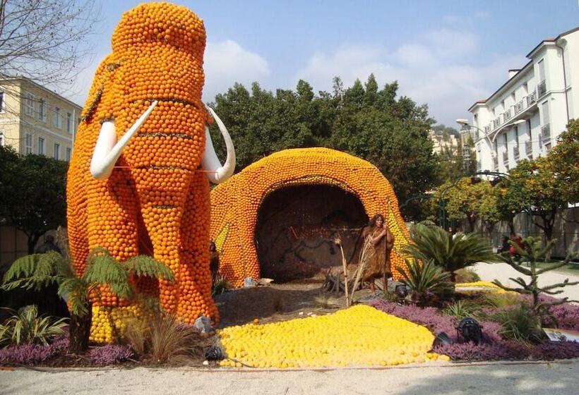 فندق Hôtel Claridge S