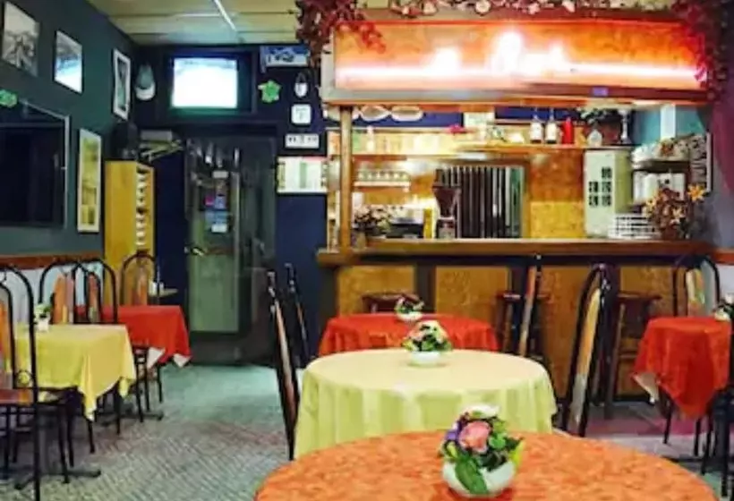 هتل Hôtel Claridge S