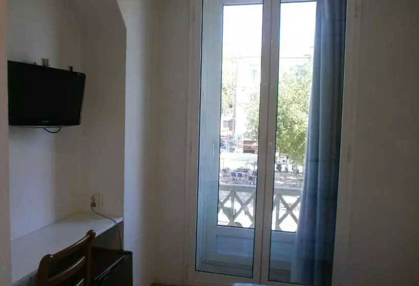 هتل Hôtel Claridge S